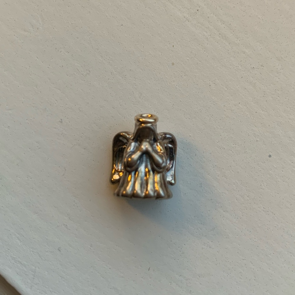 Retired Pandora Divine Angel Charm